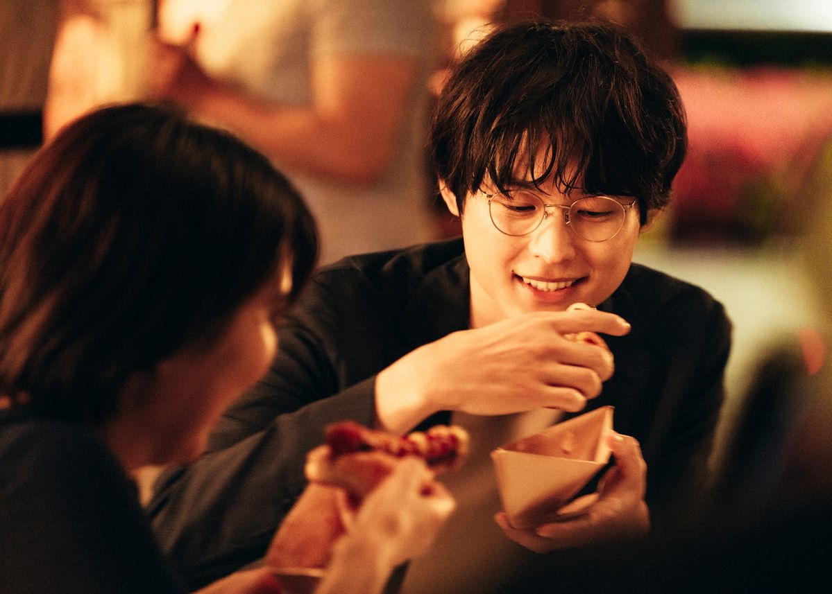 ‘첫 번째 키스’ 스틸컷. 네이버 영화 ‘첫 번째 키스’ (2025)