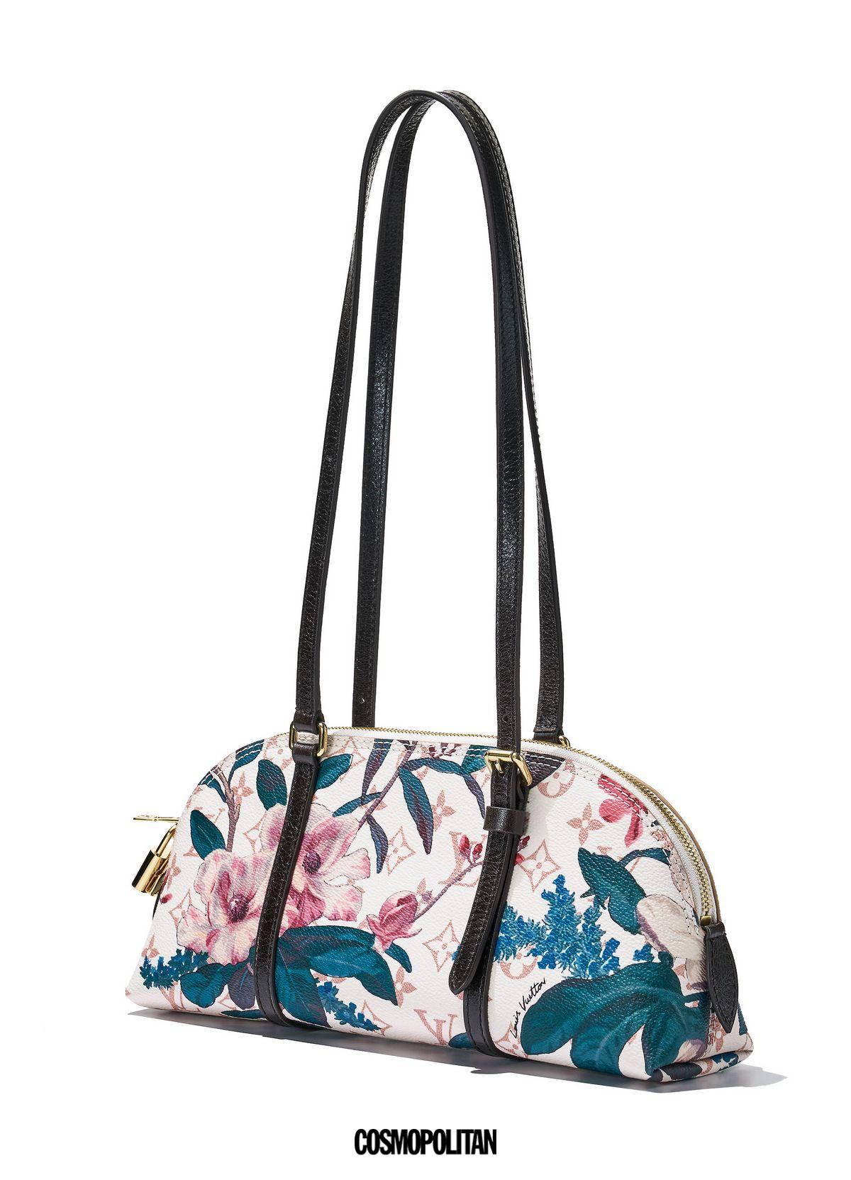플라워 패턴 이스트 웨스트 백 3백79만원 Louis Vuitton.