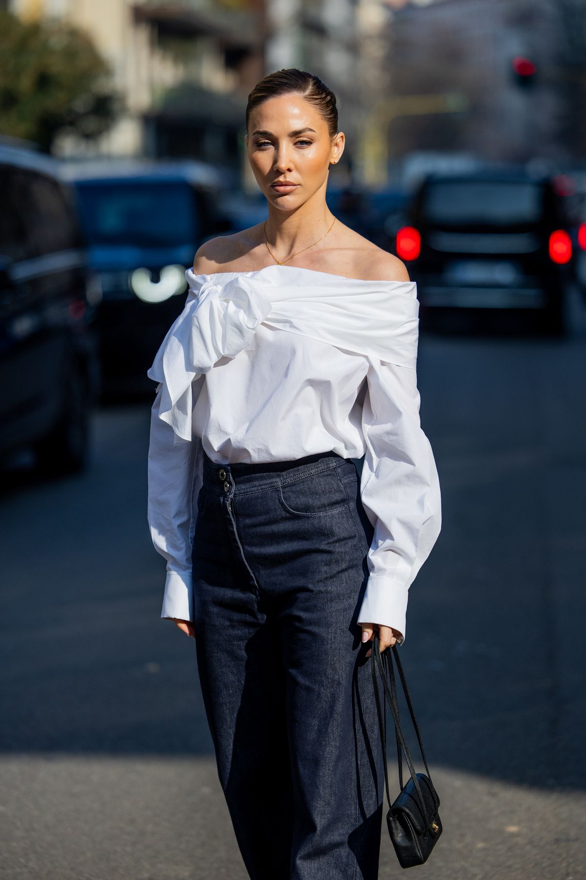 스트레이트 체형, 오프숄더 패션 | 출처 게티이미지