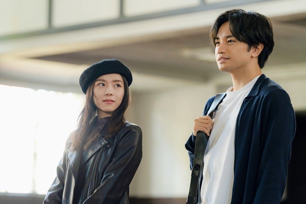 ‘나를 모르는 그녀의 세계에서’ 스틸컷. 네이버 영화 ‘나를 모르는 그녀의 세계에서’(2025)