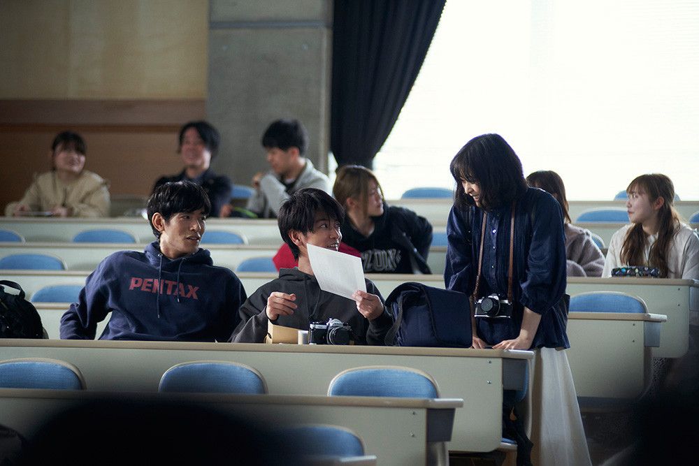 ‘4월이 되면 그녀는’ 스틸컷. 네이버 영화 ‘4월이 되면 그녀는’(2024)