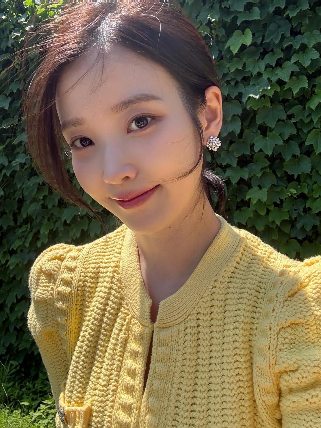 아이유 눈썹 메이크업 | 인스타그램 @dlwlrma