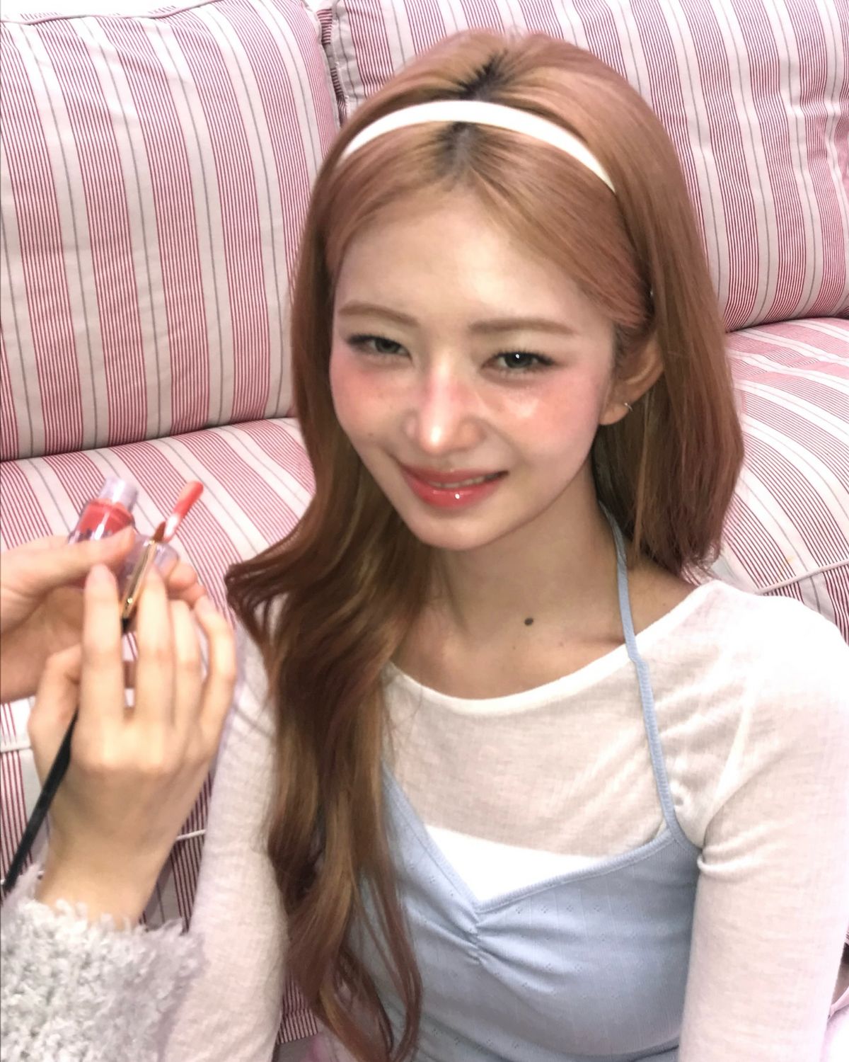 아이브 레이의 블러셔 메이크업. 인스타그램 @reinyourheart
