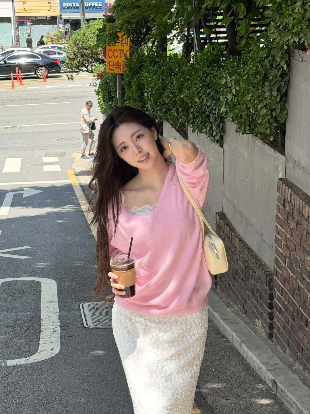 유나 치마 패션 | 인스타그램 @igotyuandme