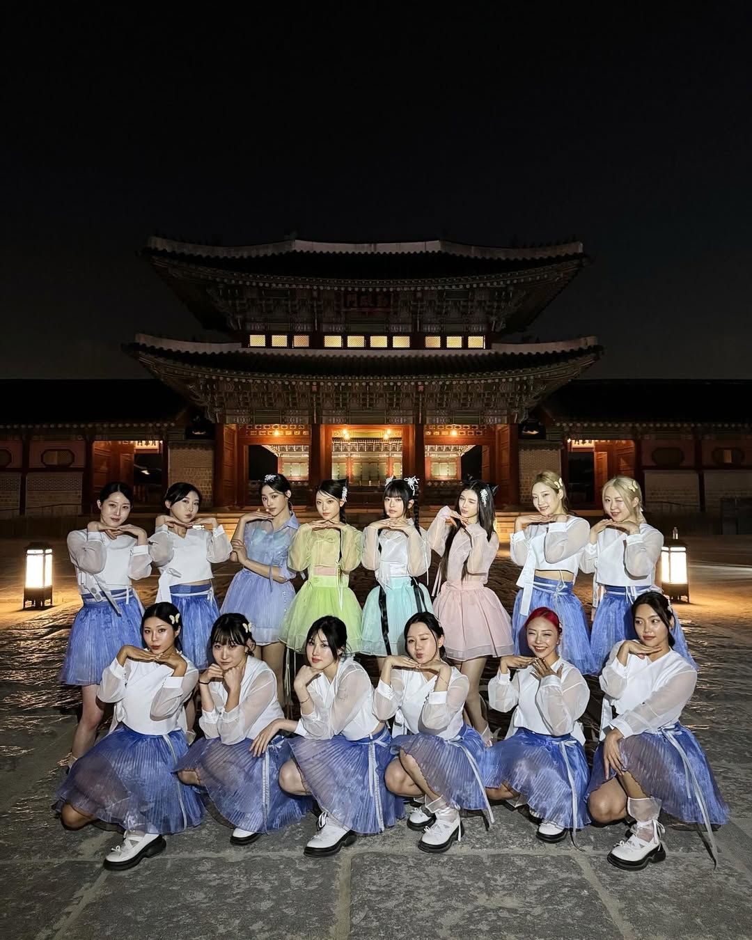SBS 드라마 <멋진 신세계> 포스터 | 인스타그램 @sbsdrama.official