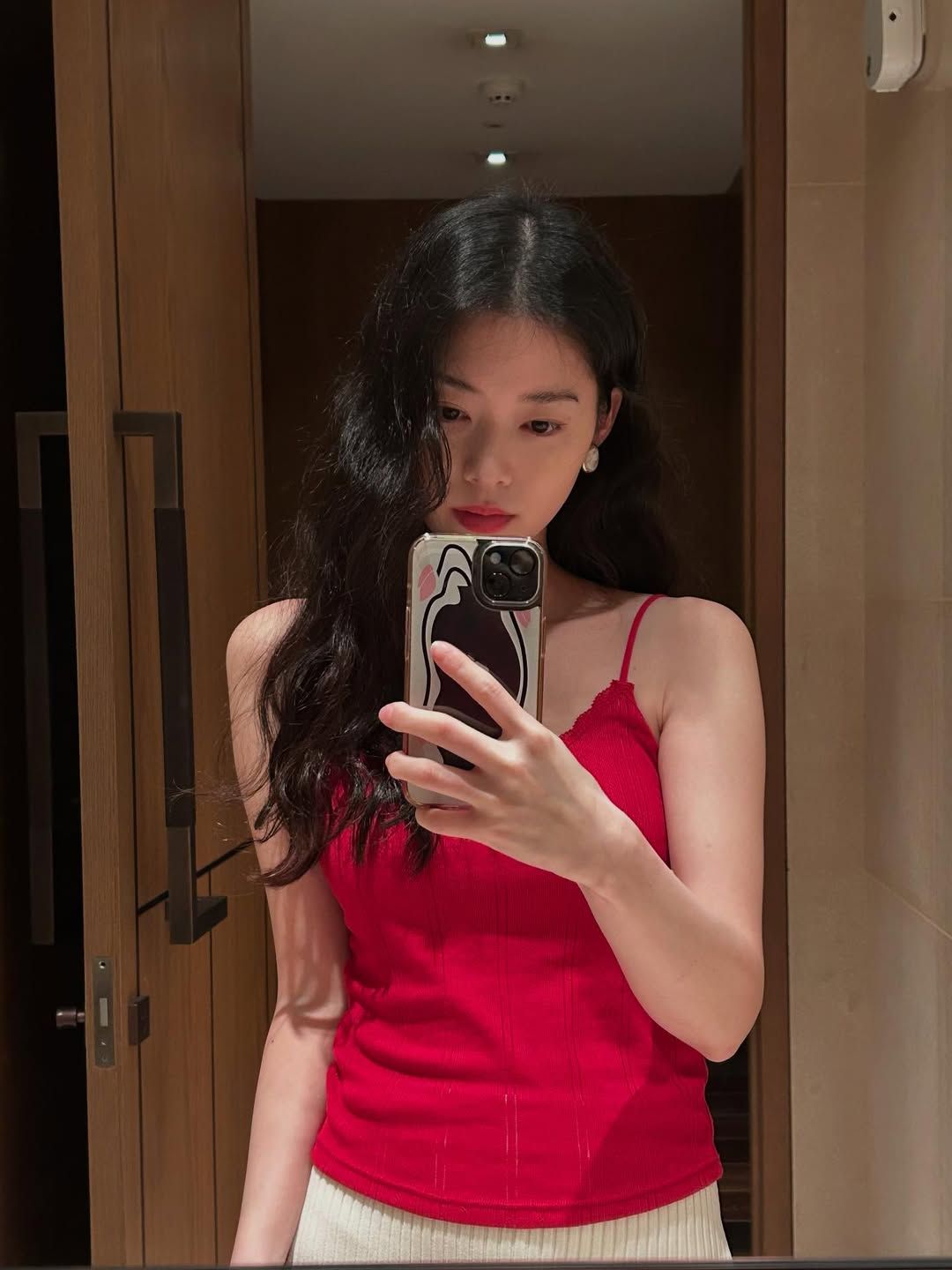 인스타그램 @honestly_august