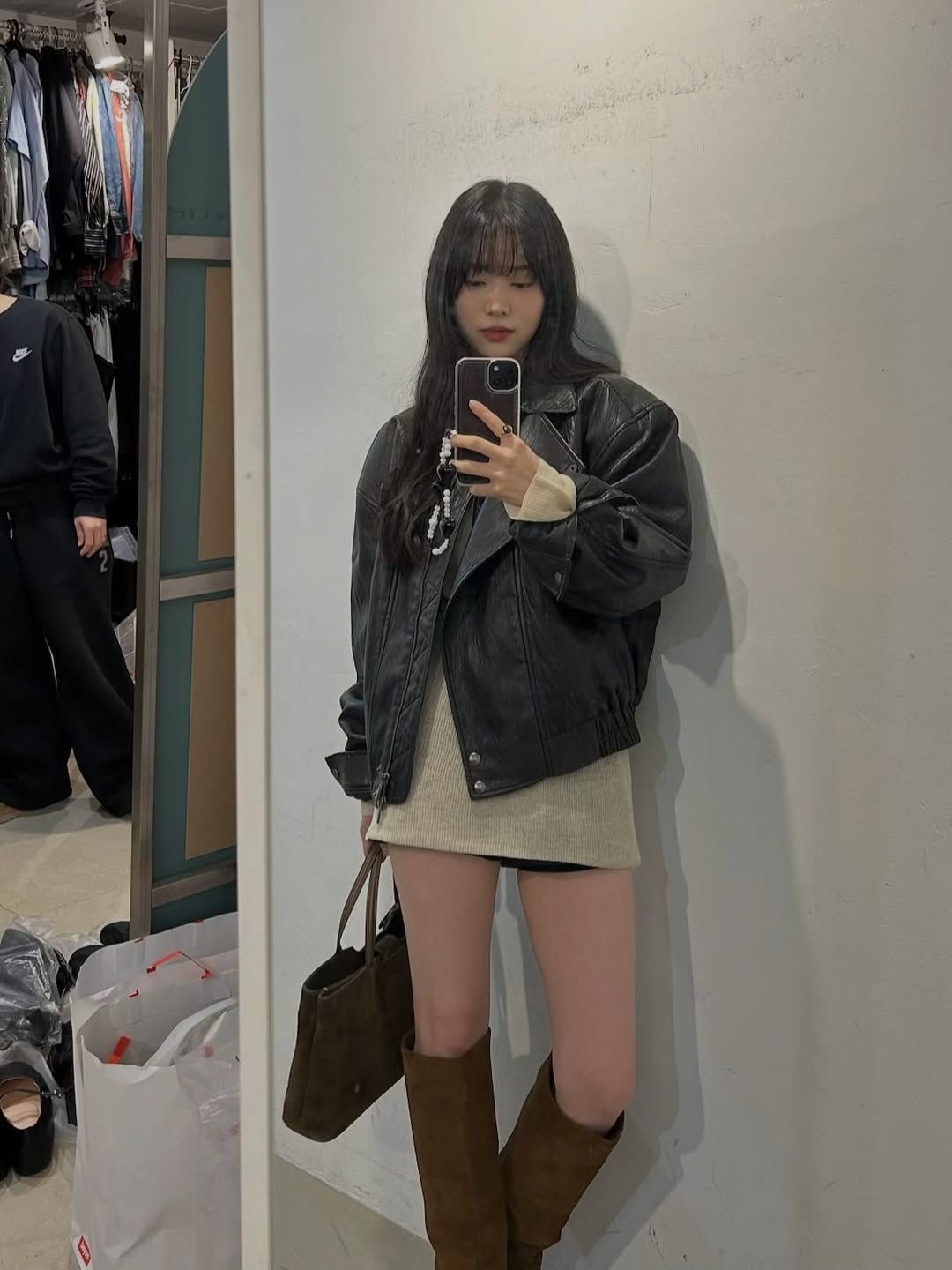 인스타그램 @honestly_august