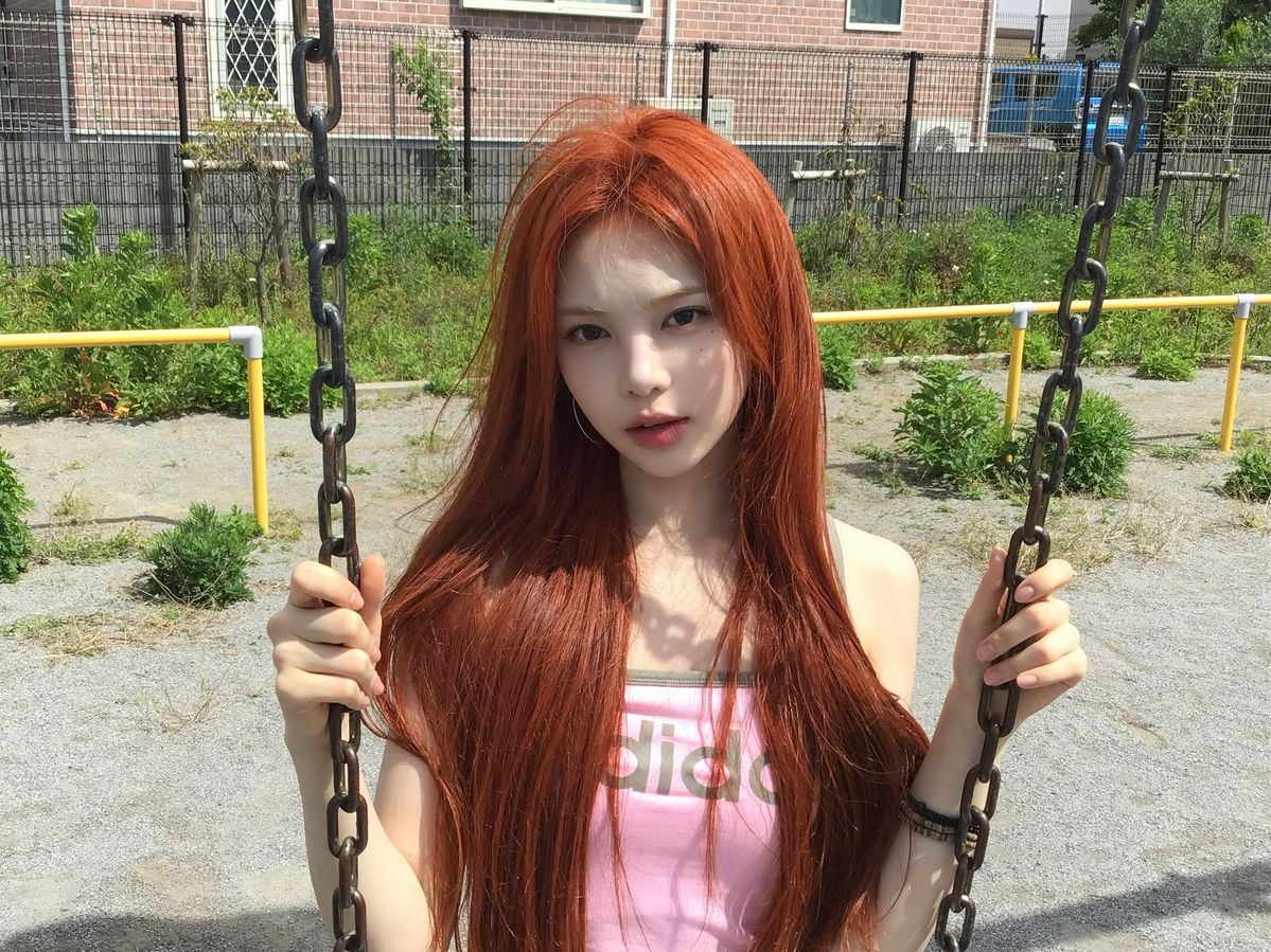 하츠투하츠 이안의 오렌지 염색. 인스타그램 @hearts2hearts