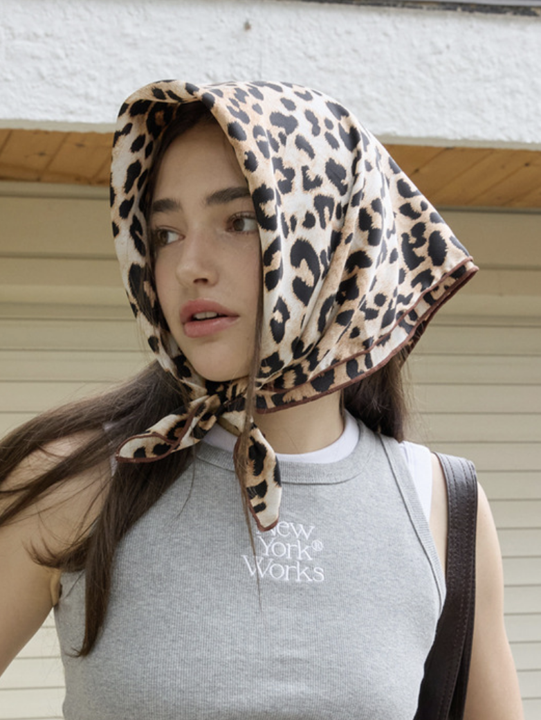 LEOPARD BANDANA SCARF