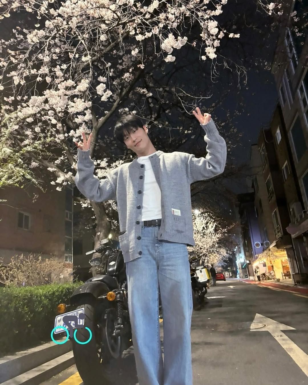 흰 티 코디를 선보인 허남준. 사진 인스타그램 @namjun0609
