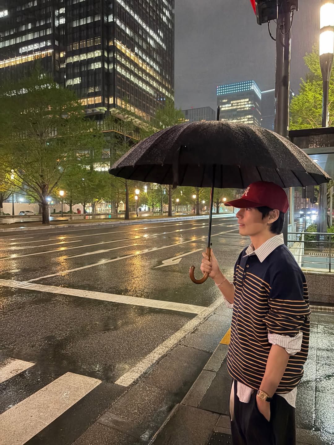 BTS 뷔 패션 | 인스타그램 @thv, @bts.bighitofficial 