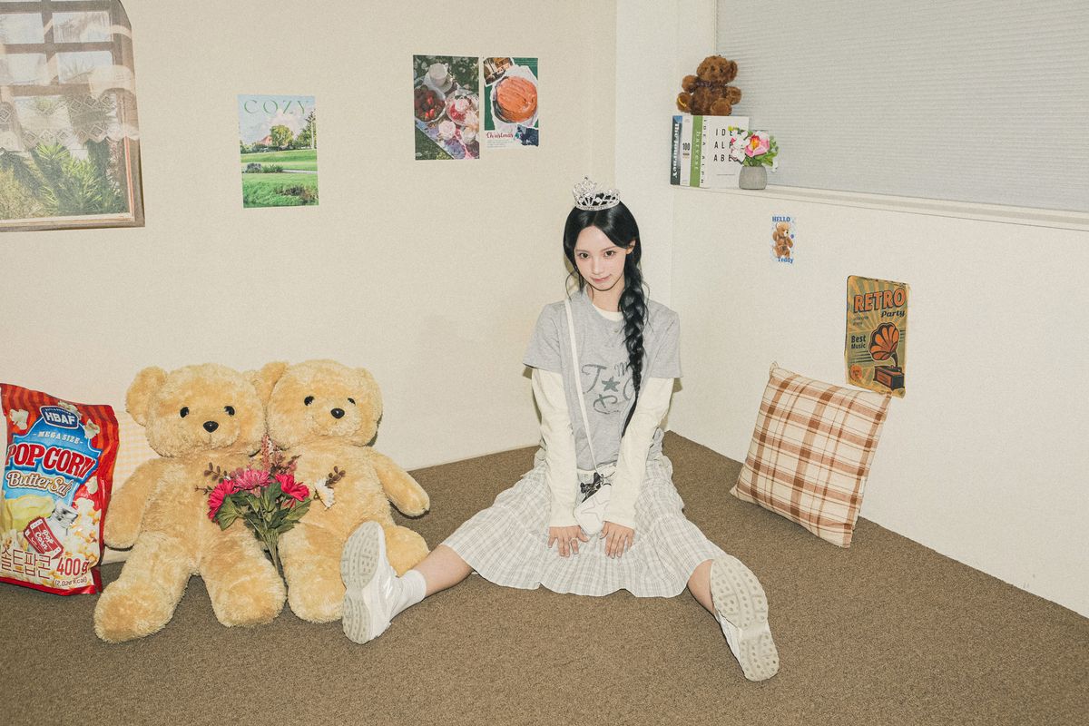 여름에 따라 입기 좋은 리센느 데일리룩. 사진 리센느 SNS.