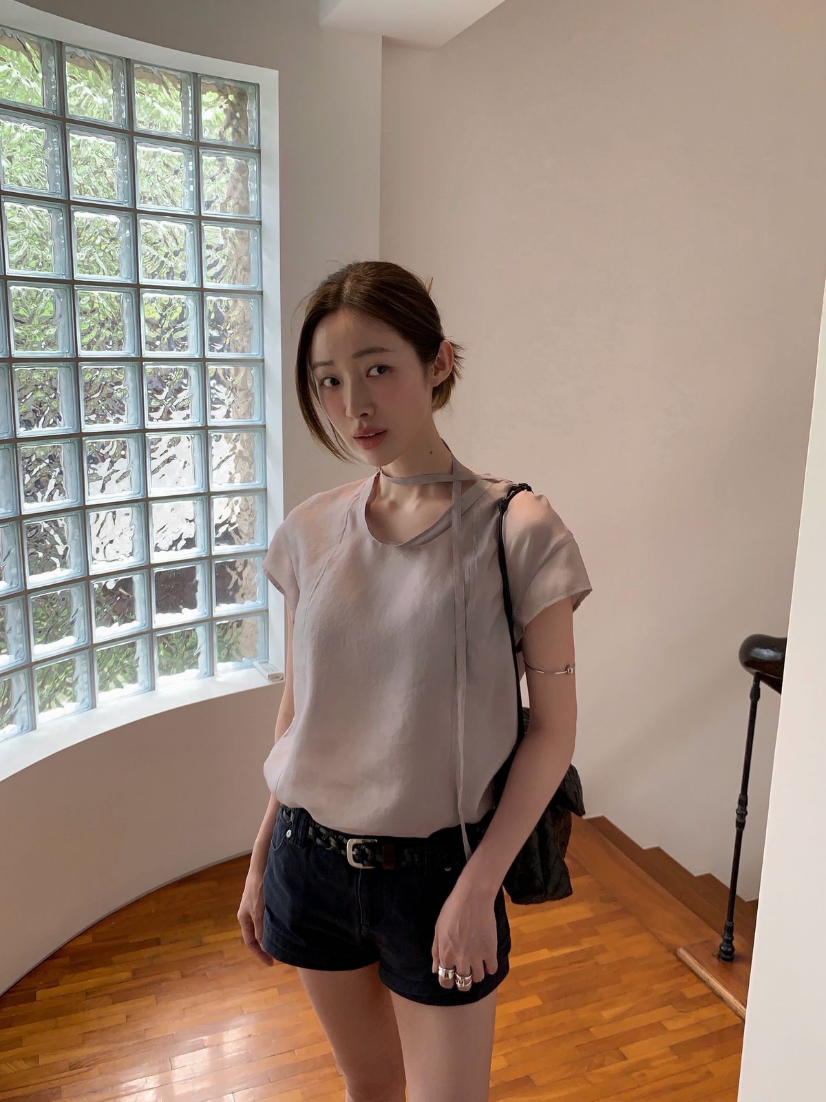 차정원의 블라우스 코디. 인스타그램 @ch_amii