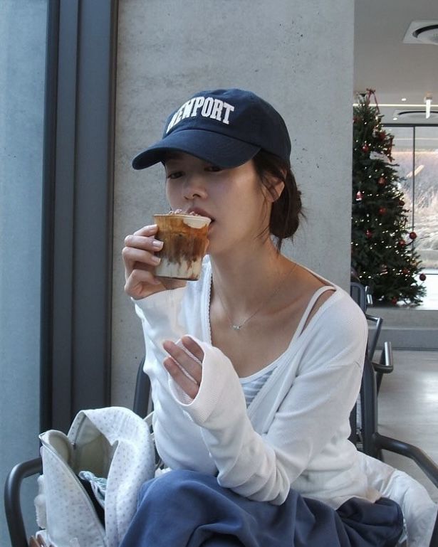 여름 가디건 코디 | 인스타그램 @somin_jj