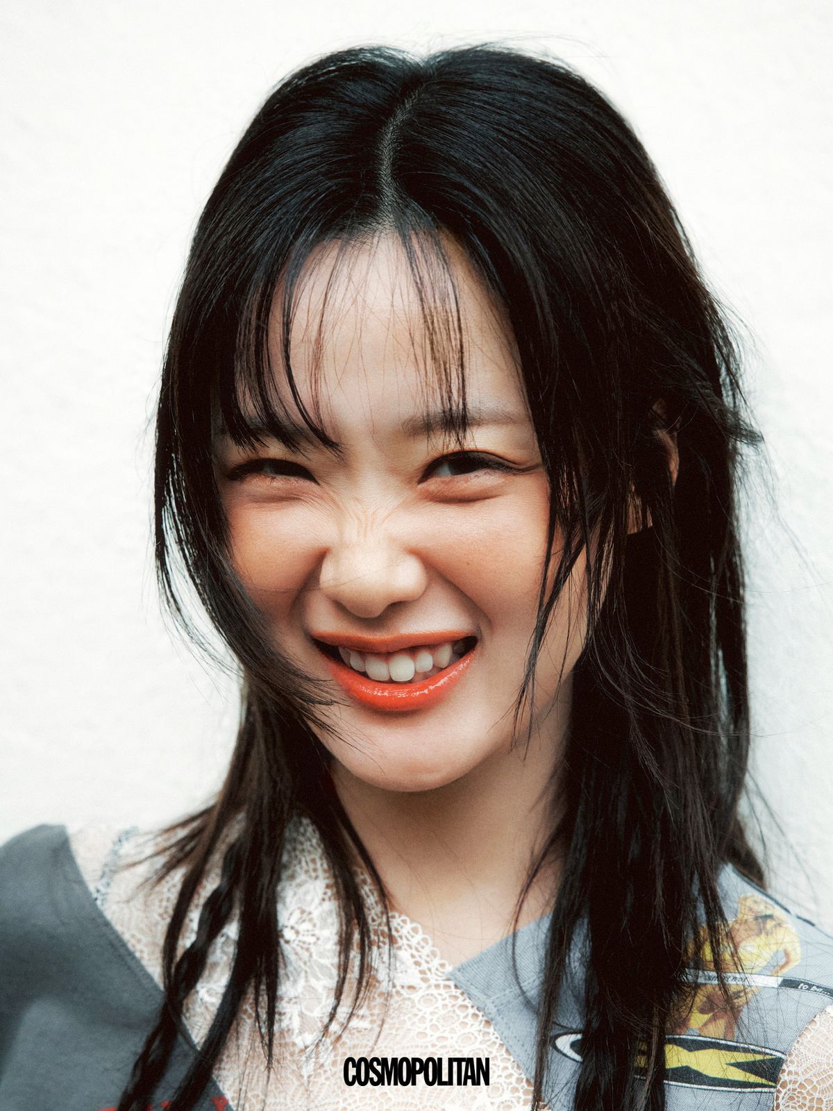 한로로 코스모폴리탄 7월호 화보