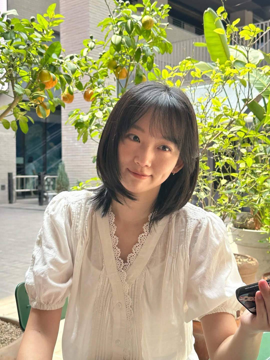 진기주, 레이어드 컷 헤어 스타일 | 인스타그램 @jinkijoo