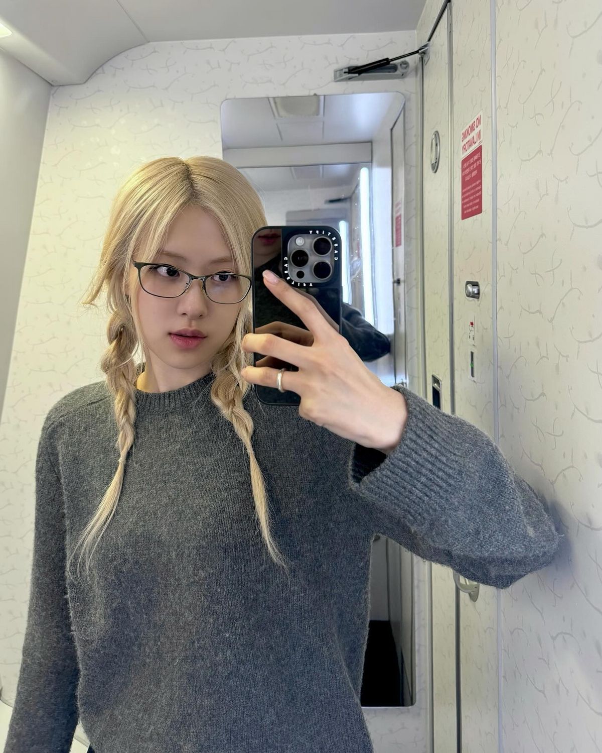 인스타그램 @roses_are_rosie
