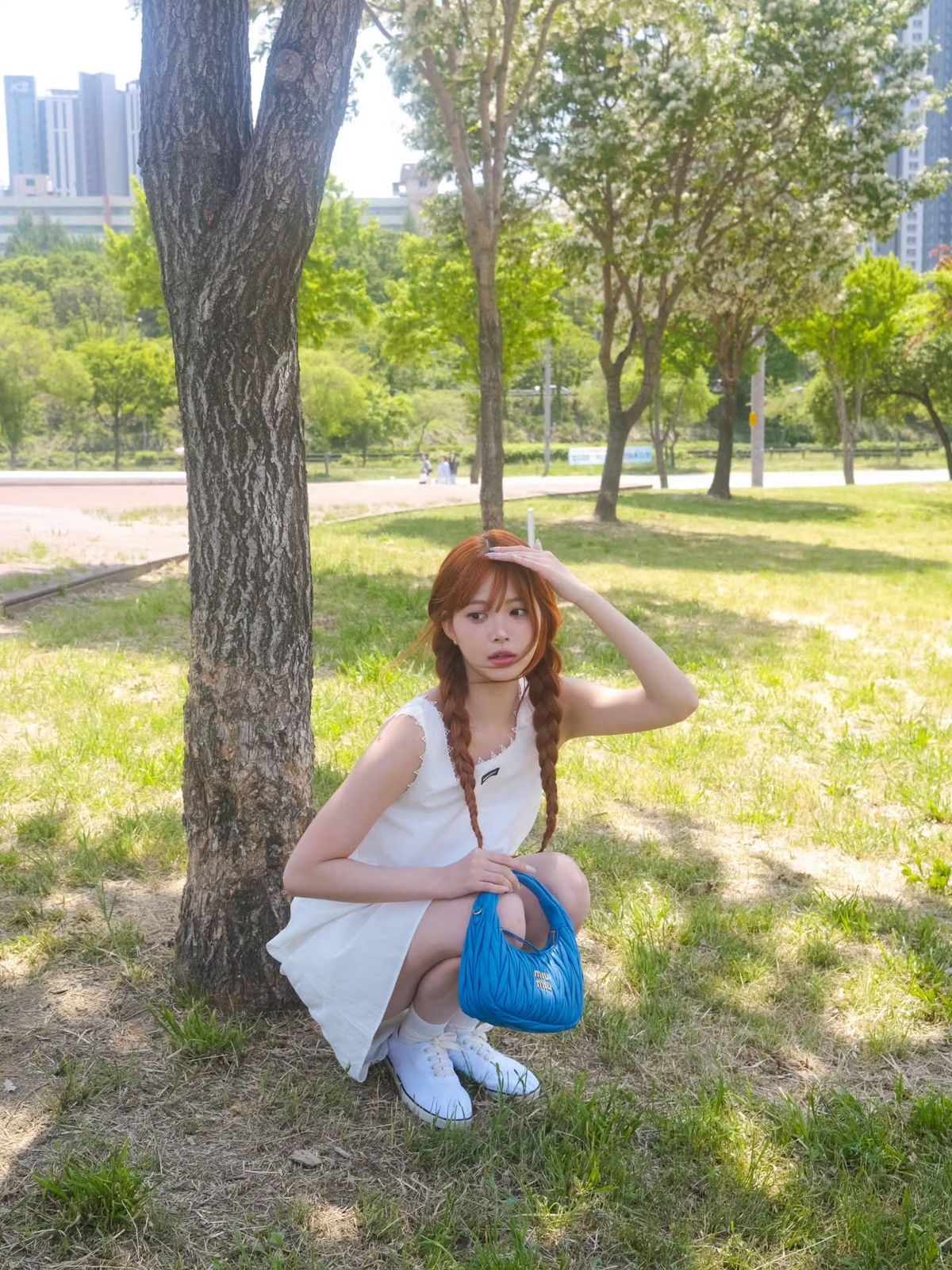 르세라핌 홍은채 땋은 머리, 브레이드 헤어 | 인스타그램 @hhh.e_c.v