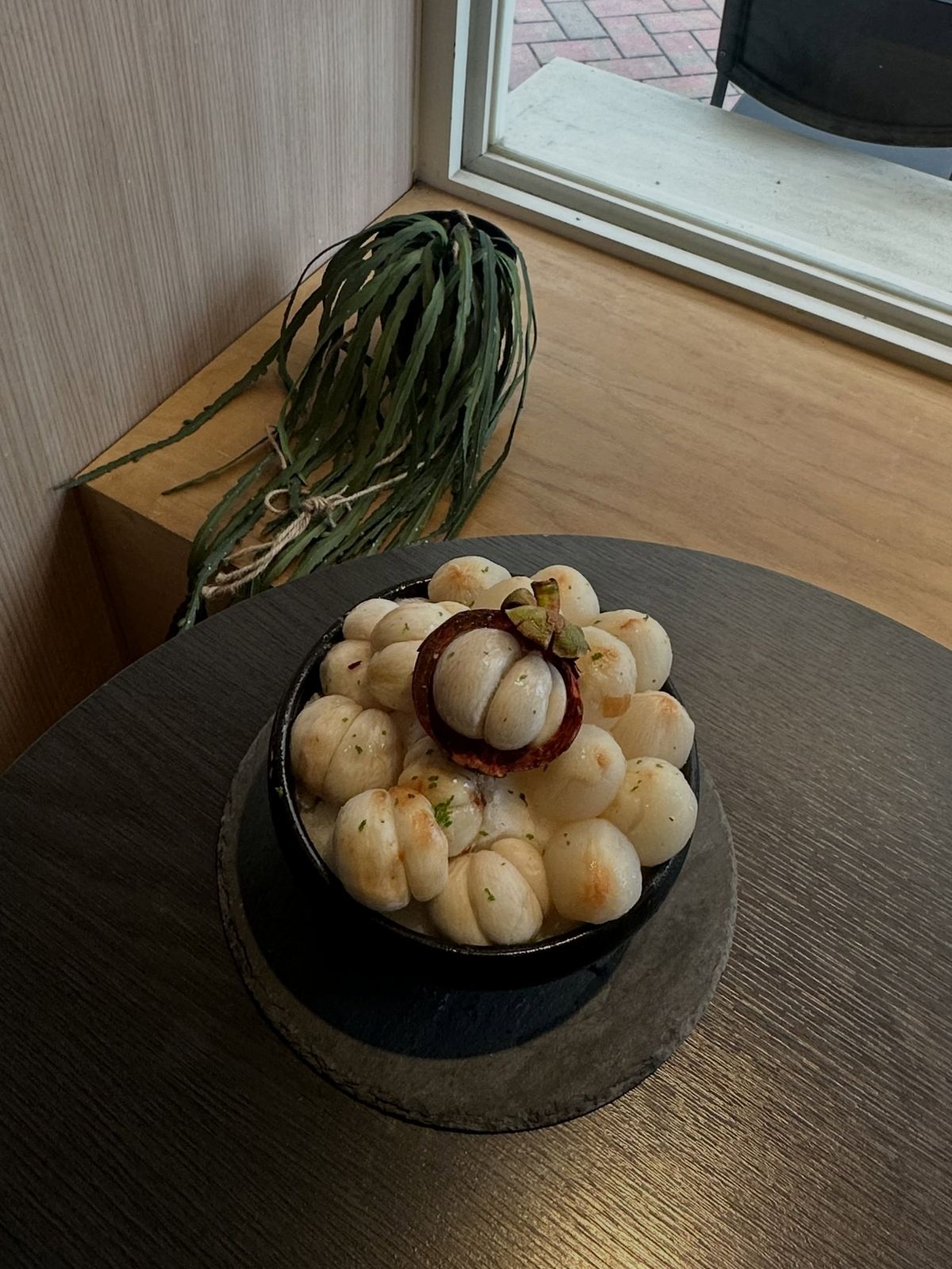 오드의 망고스틴 빙수. 인스타그램 @odecoffeenbar