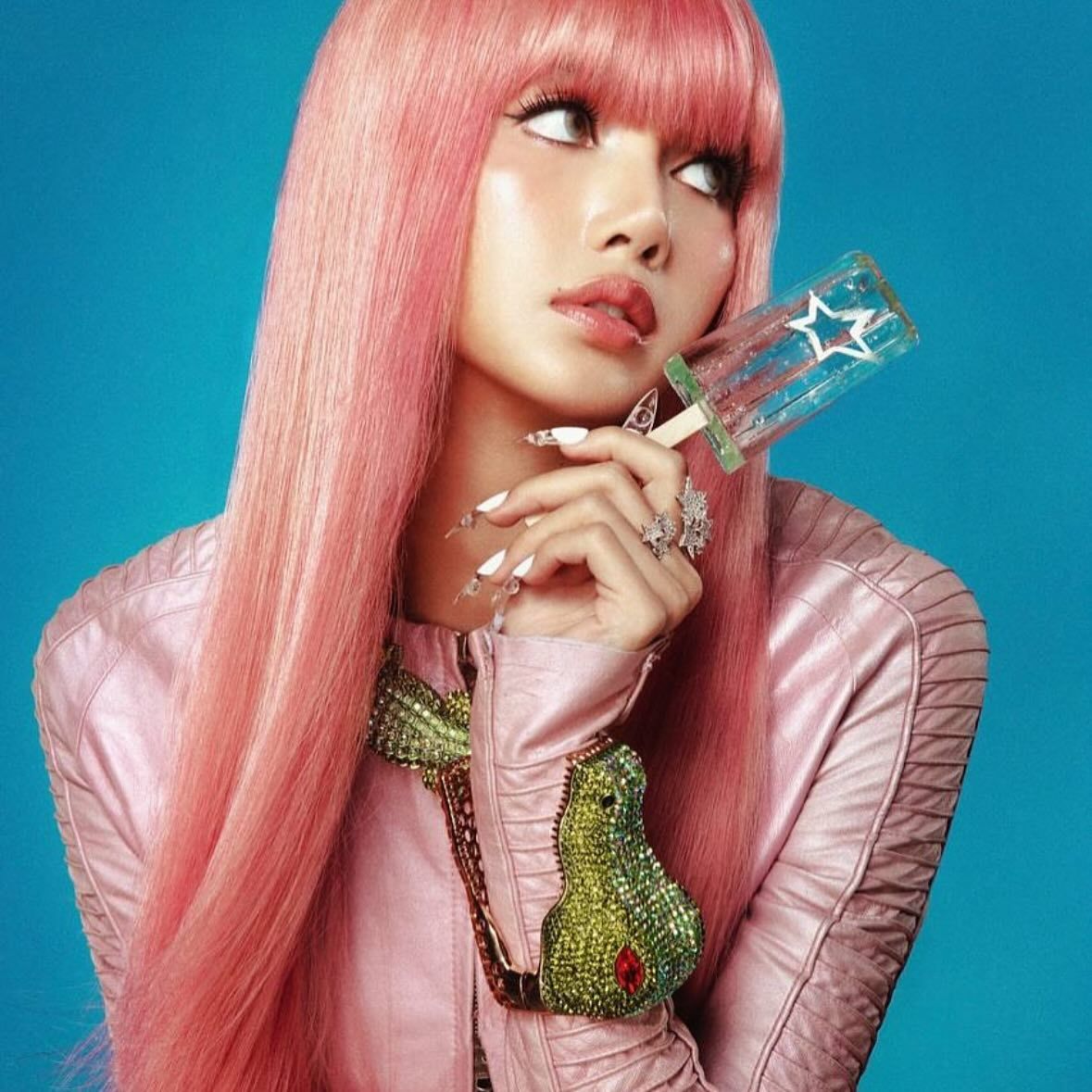 오소진이 담당한 셀럽들의 네일 아트. 인스타그램 @sojinails 