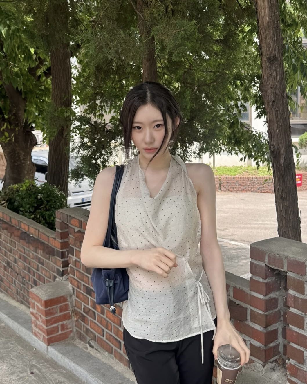 카울넥 스타일링 | 인스타그램 @chaerrry0 