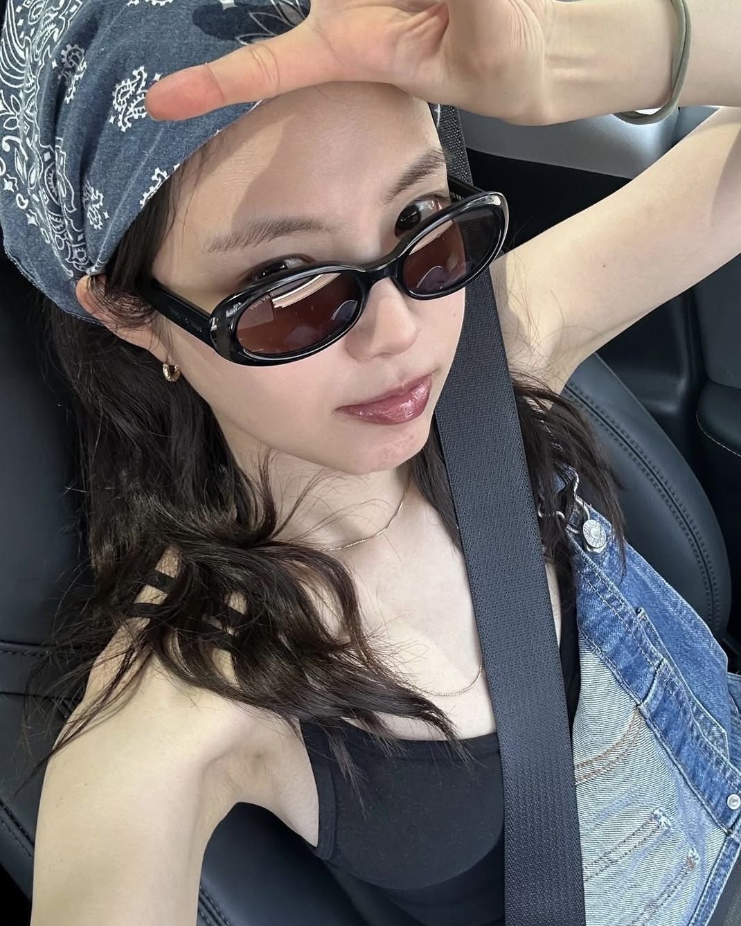 헤드 스카프 스타일링 | 인스타그램 @marcellasne_