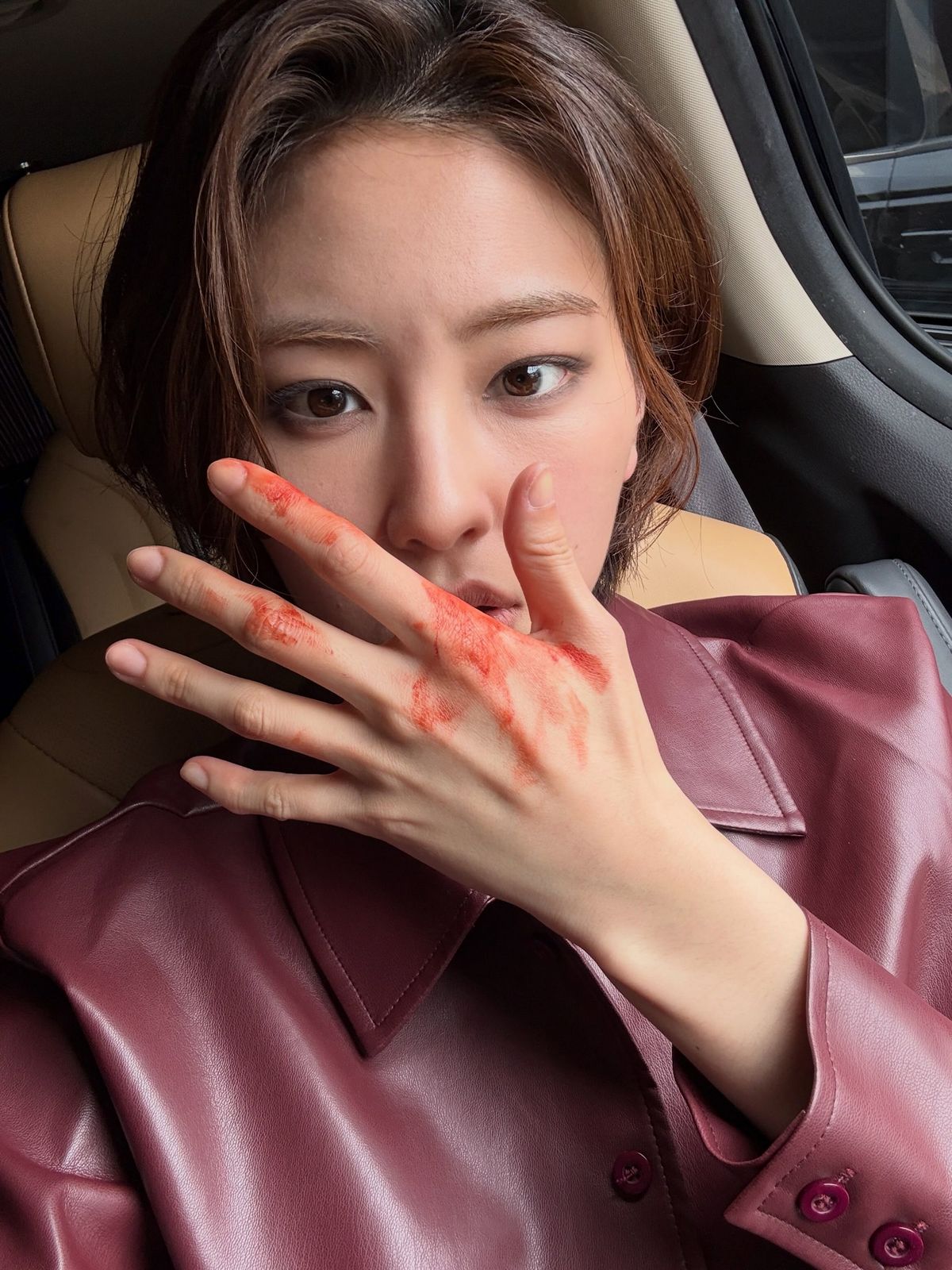 드라마 <유부녀 킬러> 오현남 역의 하율리 배우 | 인스타그램 @yully_x