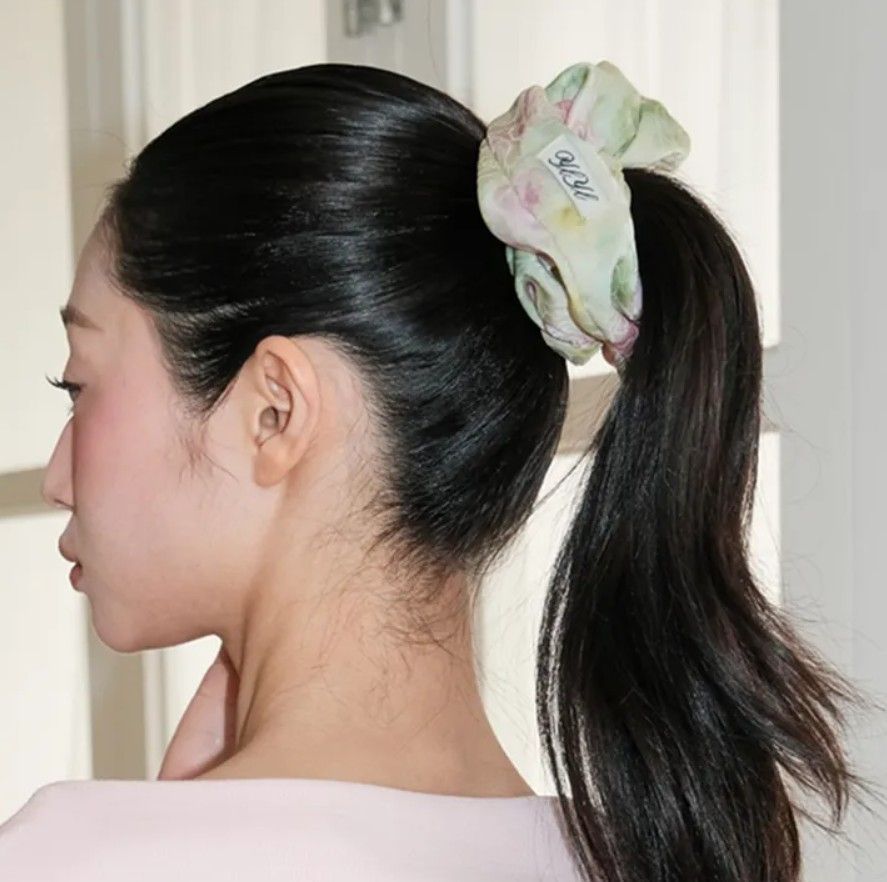 Maggie scrunchie