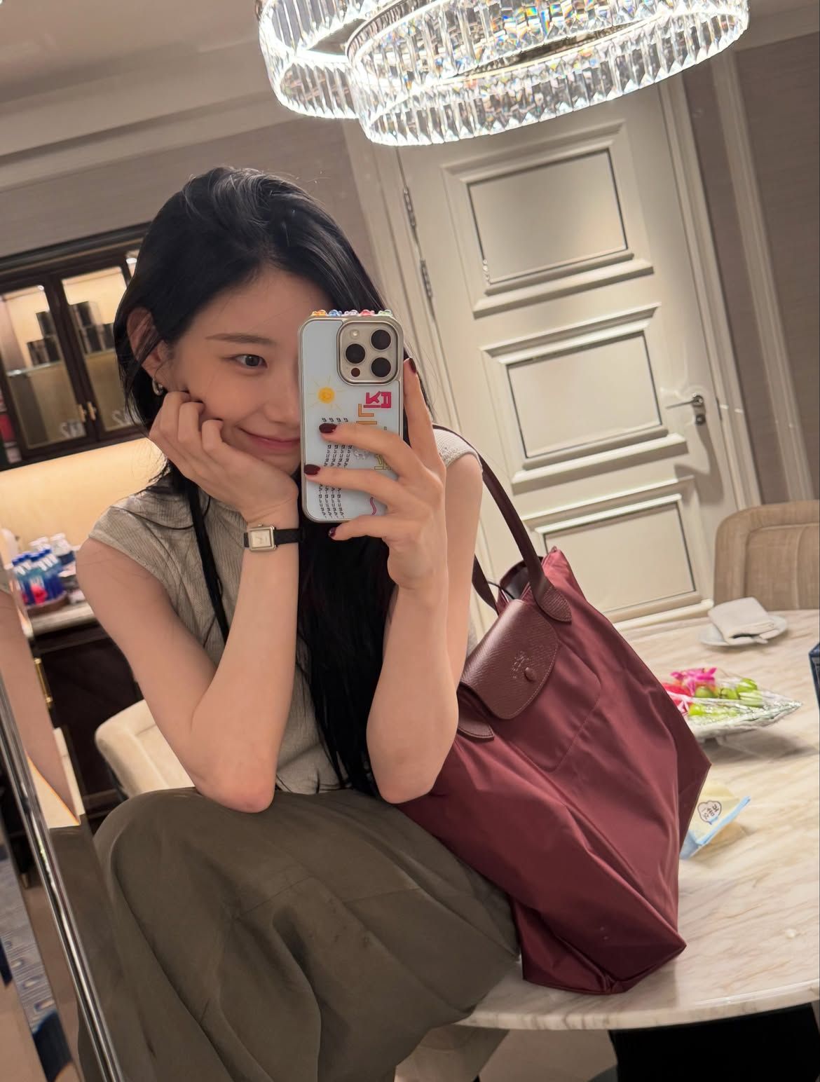 채령의 다양한 가방. 사진 인스타그램 @chaerrry0