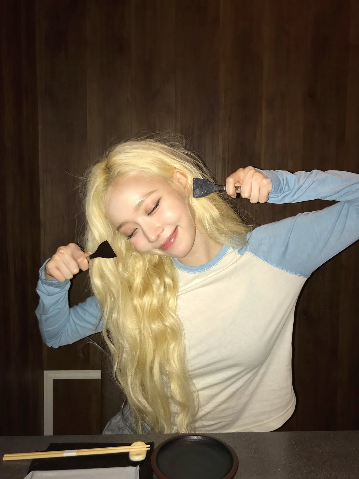 에스파 윈터 래글런 티셔츠 스타일링 | 인스타그램 @imwinter