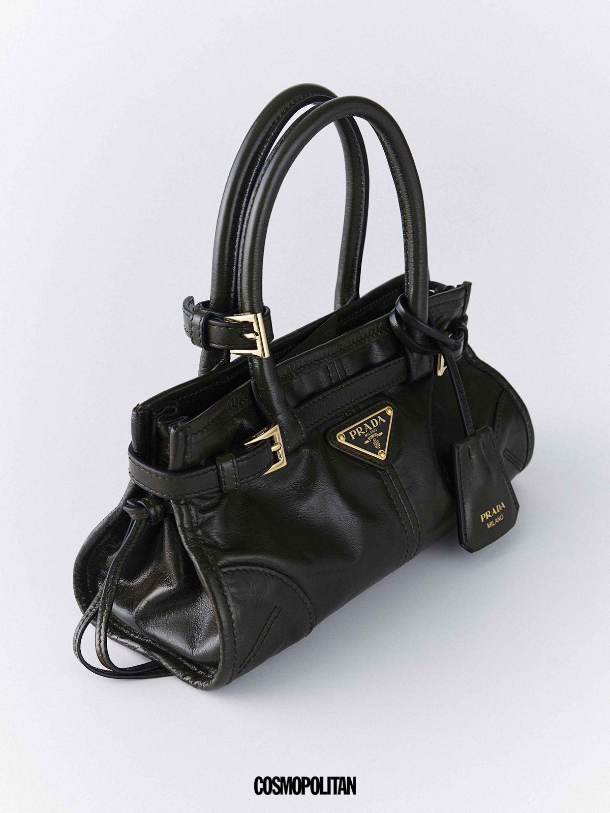 4백70만원 Prada.