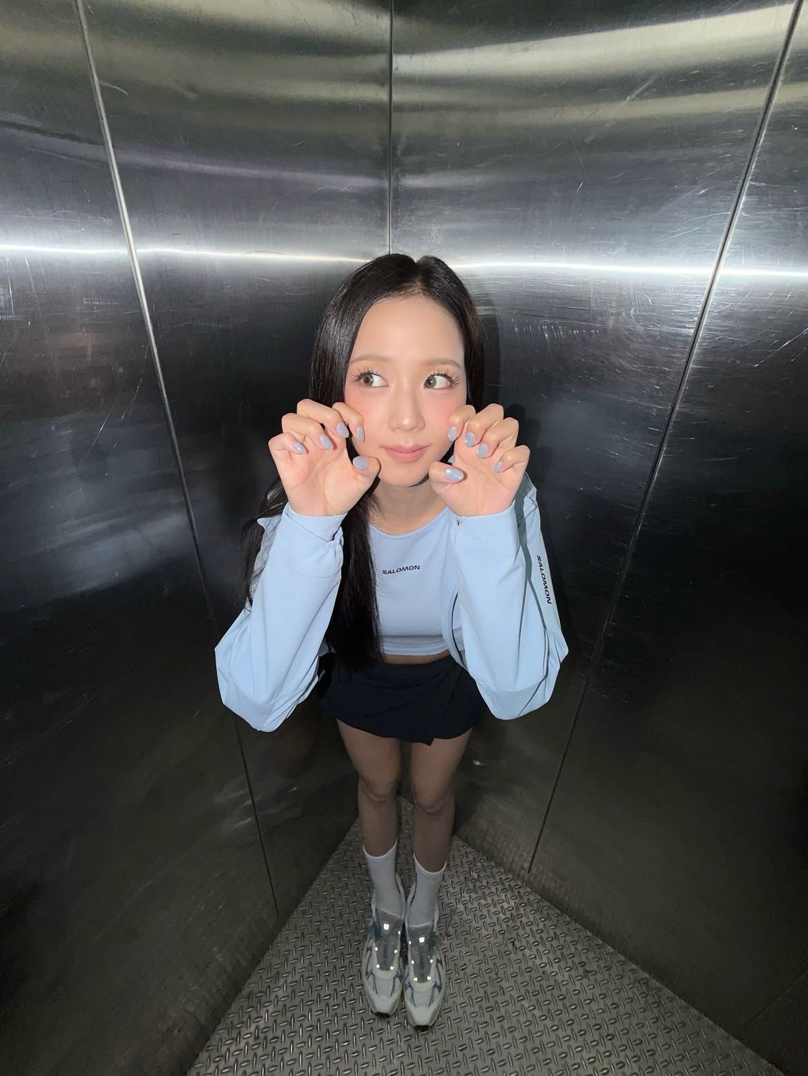 지수의 운동복 패션. 사진 인스타그램 @sooyaaa__