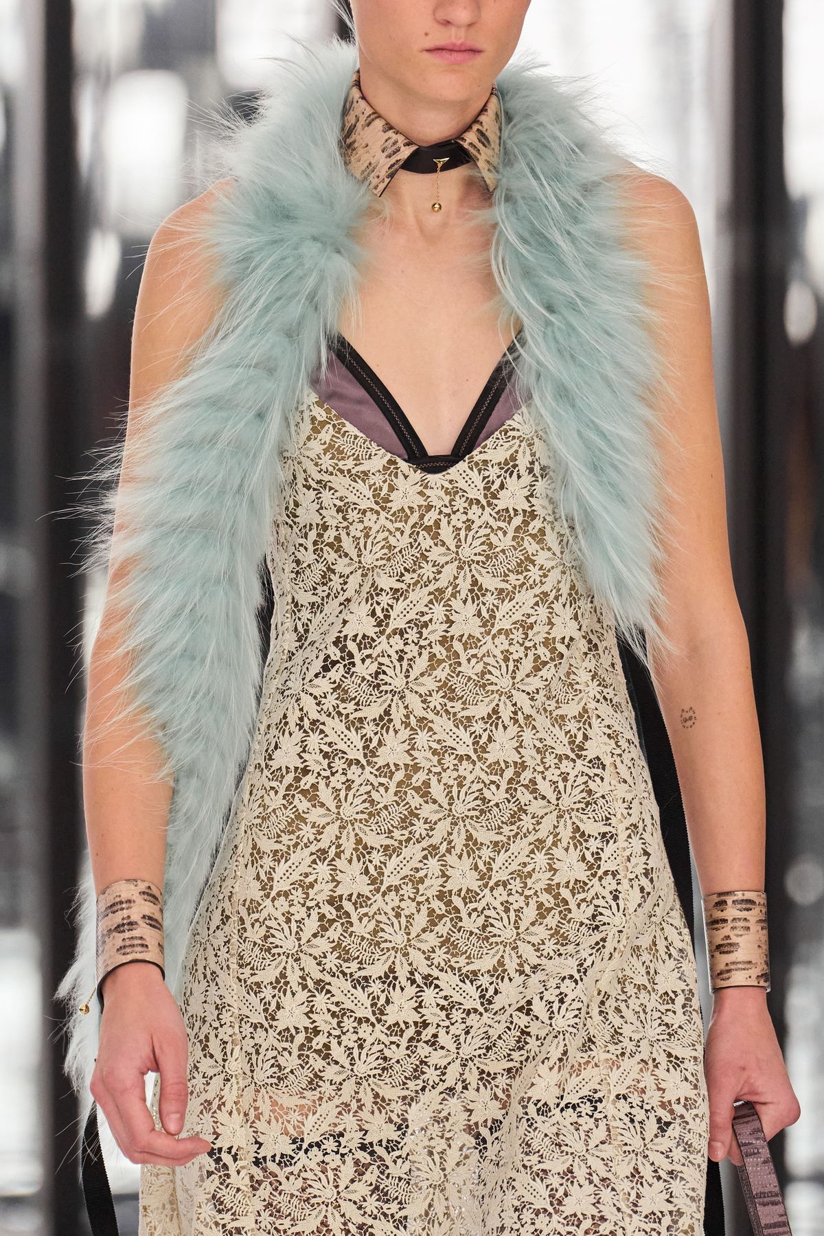 Fendi S27 | 사진 LAUNCHMETRICS SPOTLIGHT
