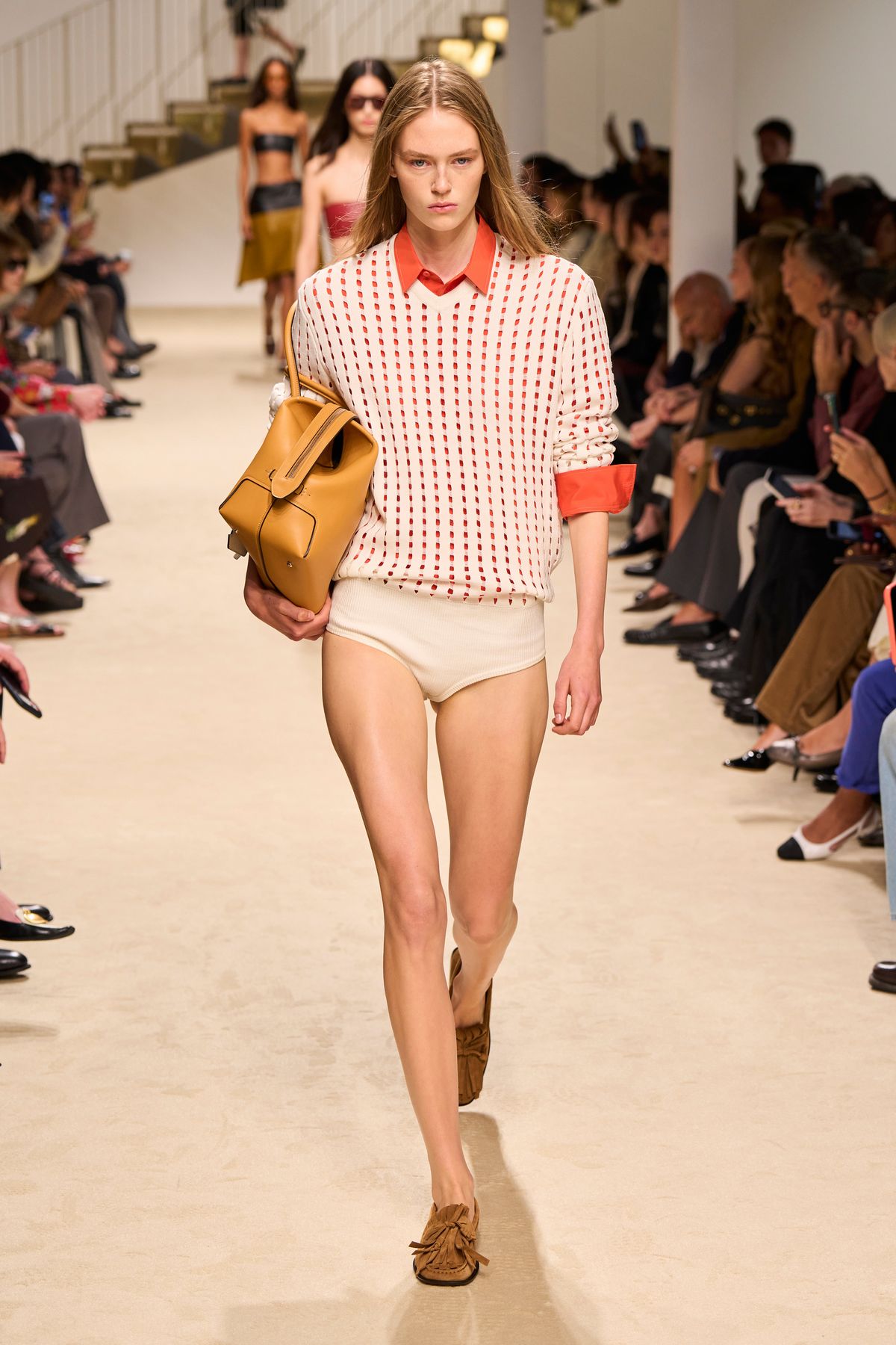 Tods S27 | 사진 LAUNCHMETRICS SPOTLIGHT