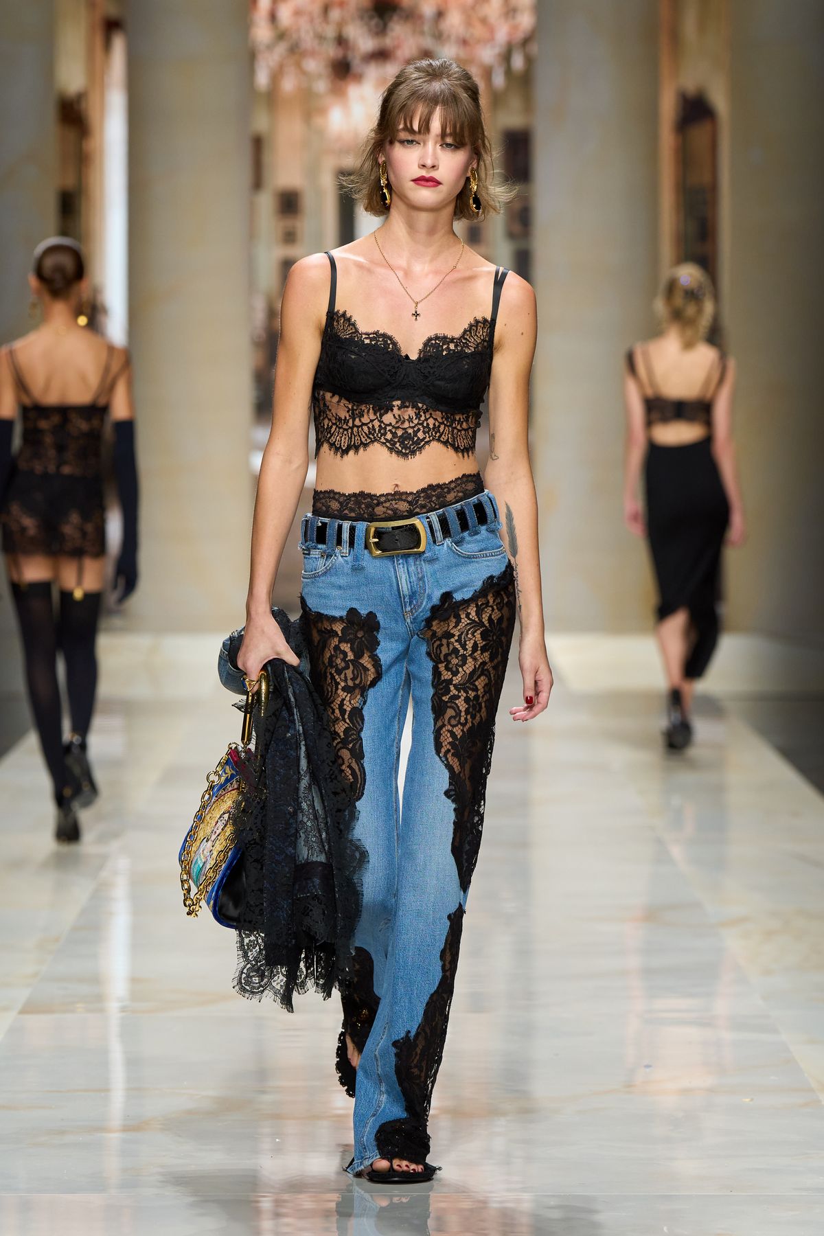 Dolce Gabbana S27 | 사진 LAUNCHMETRICS SPOTLIGHT