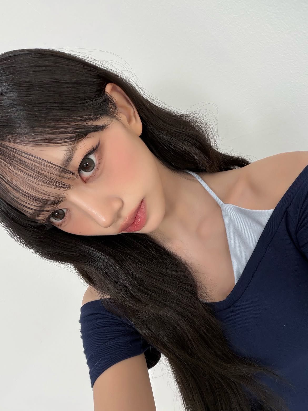 고양이 같은 매력이 돋보이는 미야오의 수인ㅣ 인스타그램 @meovv