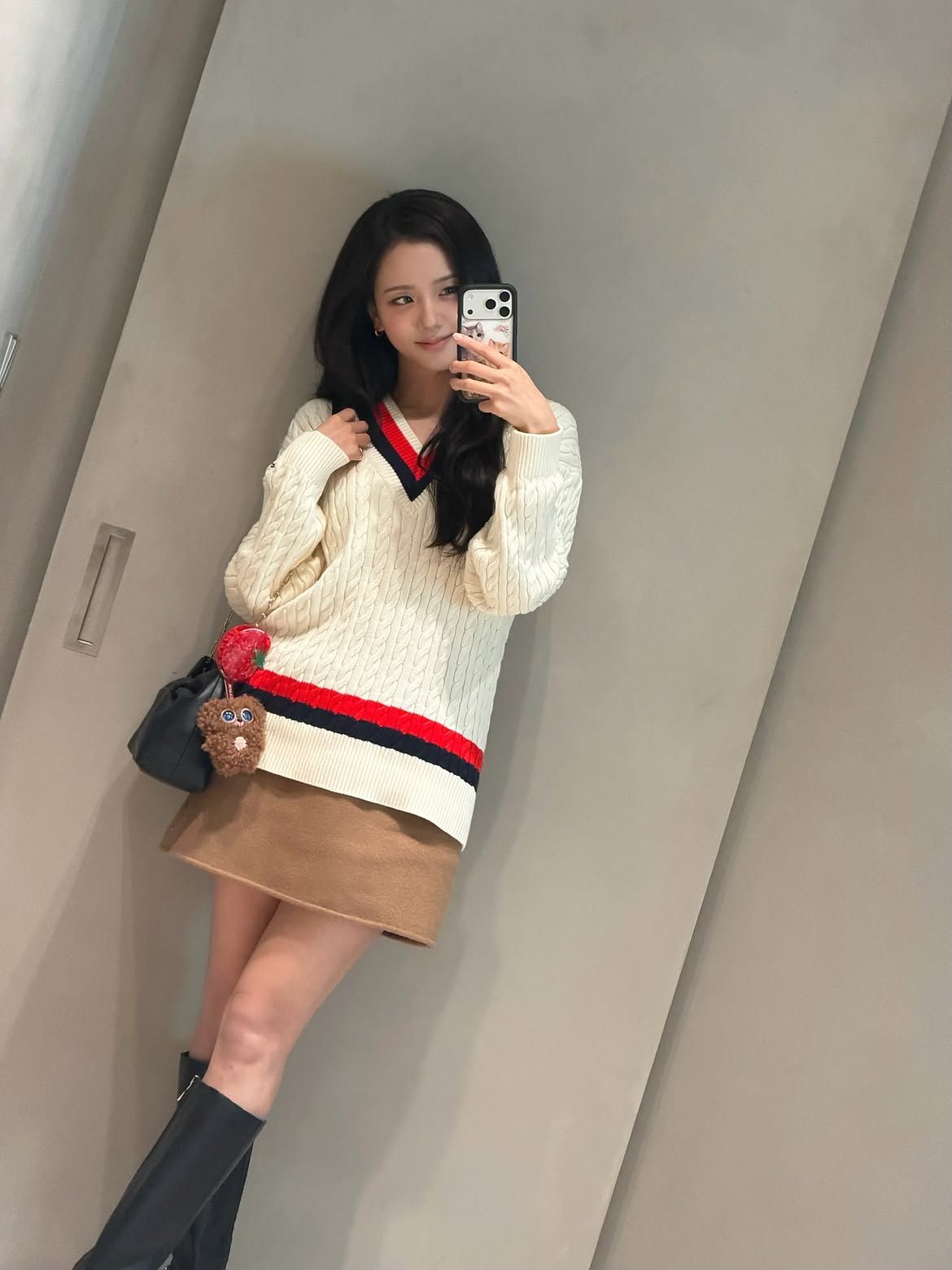 블랙핑크 지수, 가을 간절기 패션 | 인스타그램 @sooyaaa__