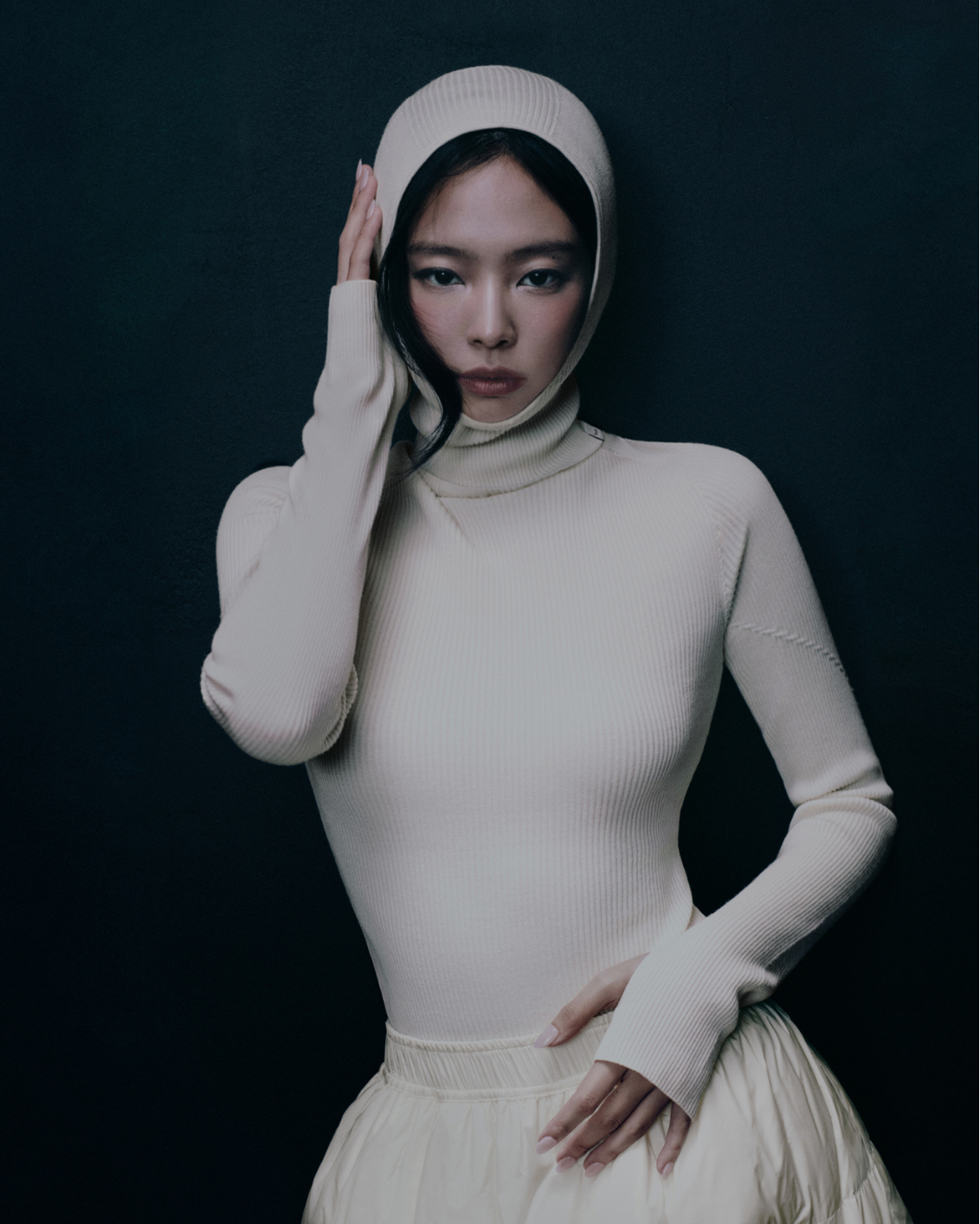 몽클레르 리아이콘 컬렉션 캠페인의 제니ㅣ사진 Moncler