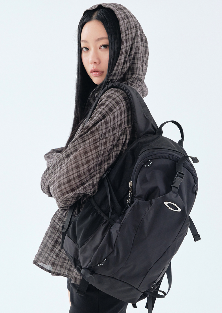 [최소윤X노이아고] 나일론 더블 백팩