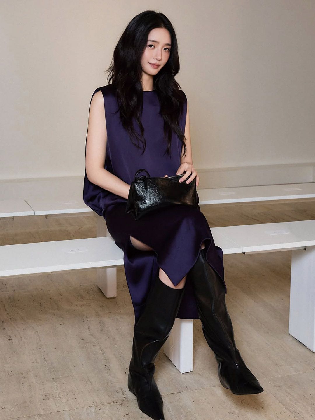 미니멀 룩도 남다른 박규영 in Cos.