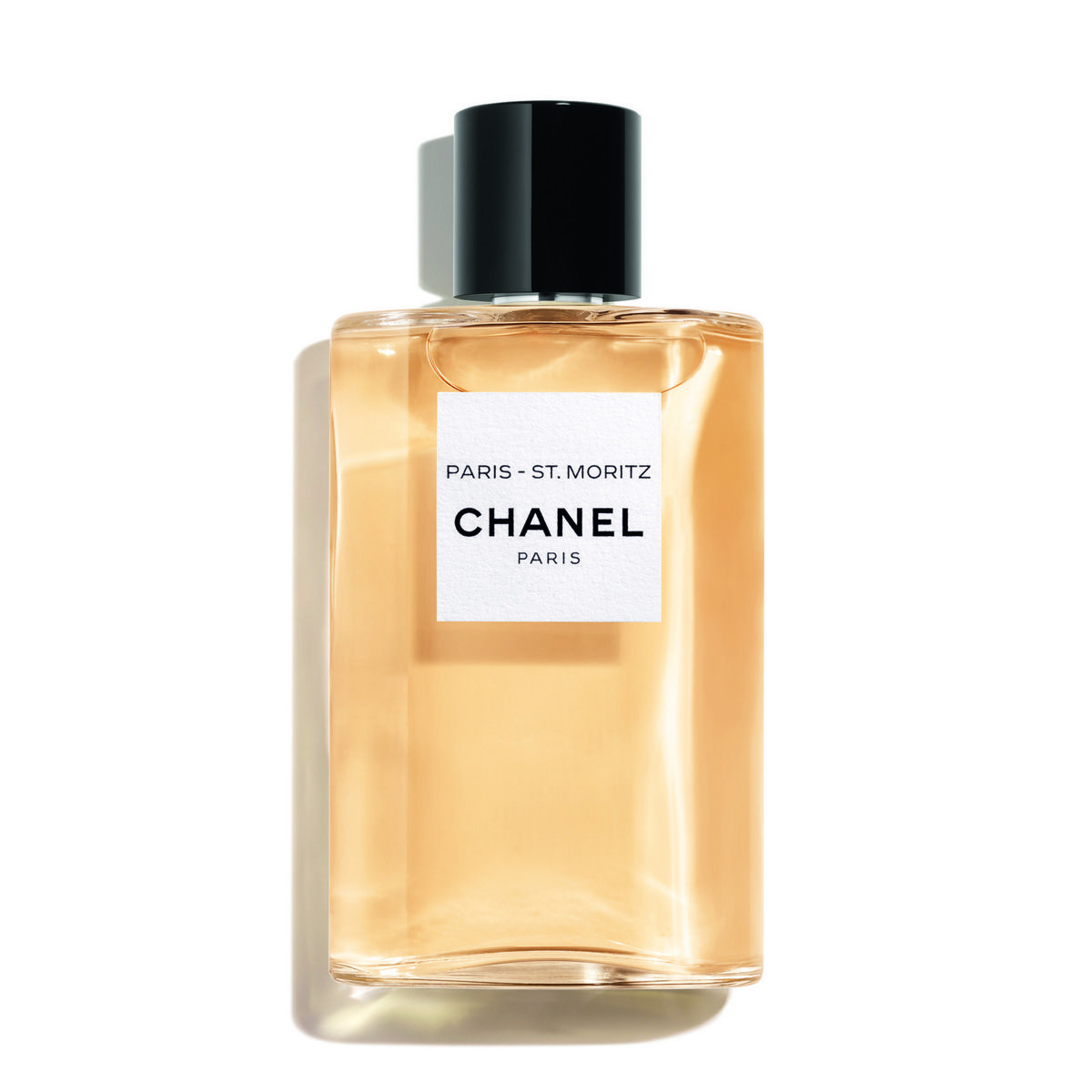 레 조 드 샤넬 파리-생모리츠 50ml 18만2천원, 125ml 26만4천원 Chanel Beauty.