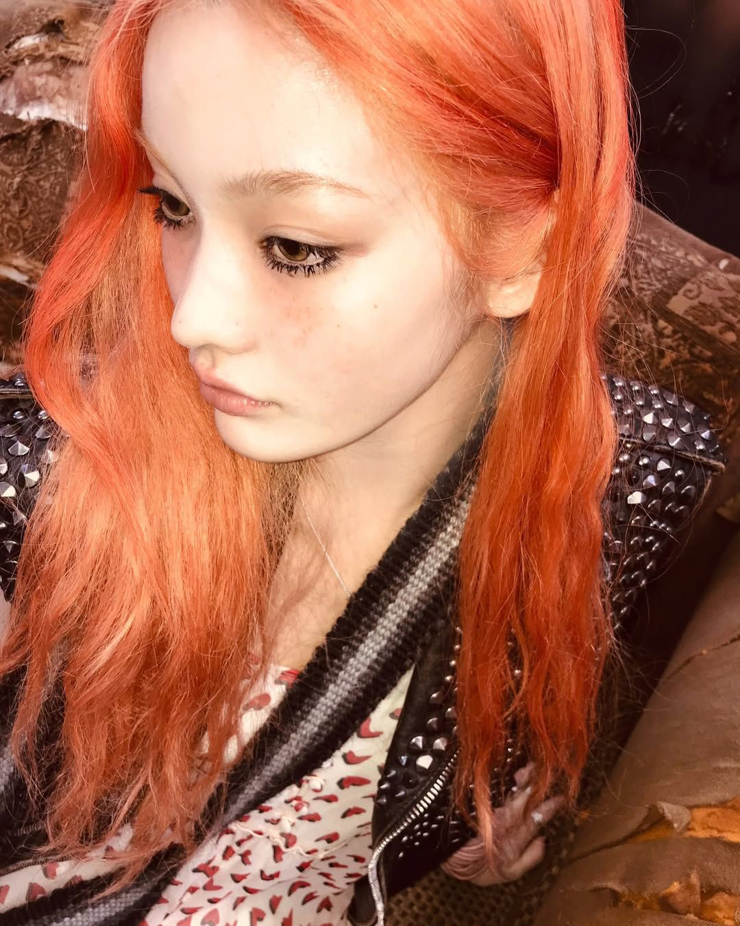 아일릿이 하니까 달라 보인다? 요즘 스모키 메이크업이 촌스럽지 않은 이유
