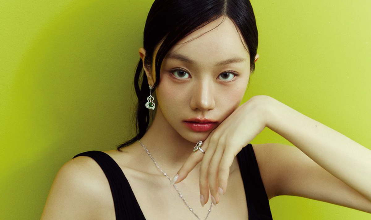 혜리가 알려주는 여름 주얼리 코디 팁과 인터뷰 모두 보기