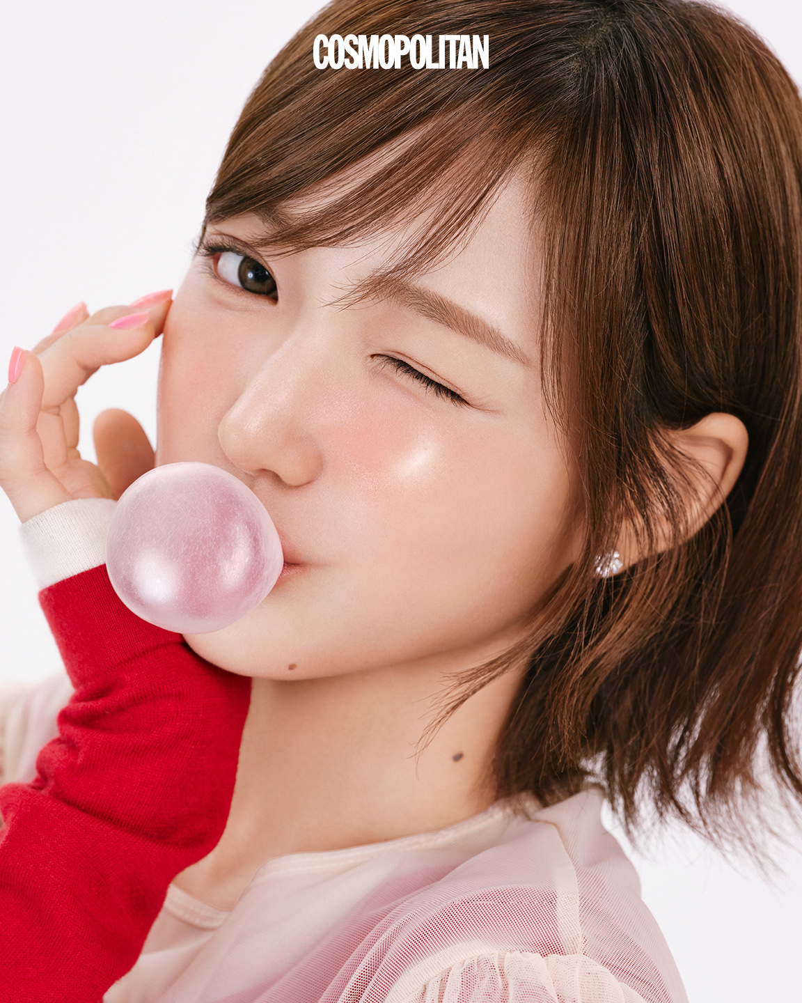 키키(KiiiKiii) 지유와 키야, 코스모폴리탄과 첫 디지털 커버