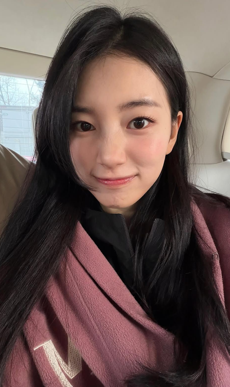 꾸안꾸 메이크업의 한 끗, 셀럽들이 속눈썹을 강조하는 이유