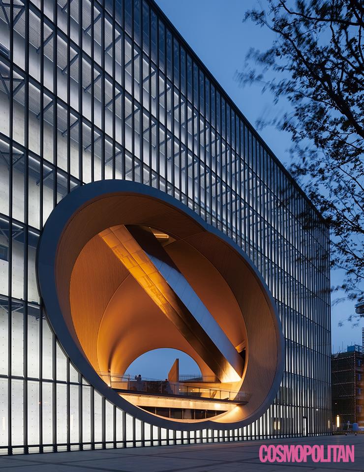 Shanghai Poly Theater, 2014 photo by Shigeo Ogawa ©Tadao Ando Architect & Associates