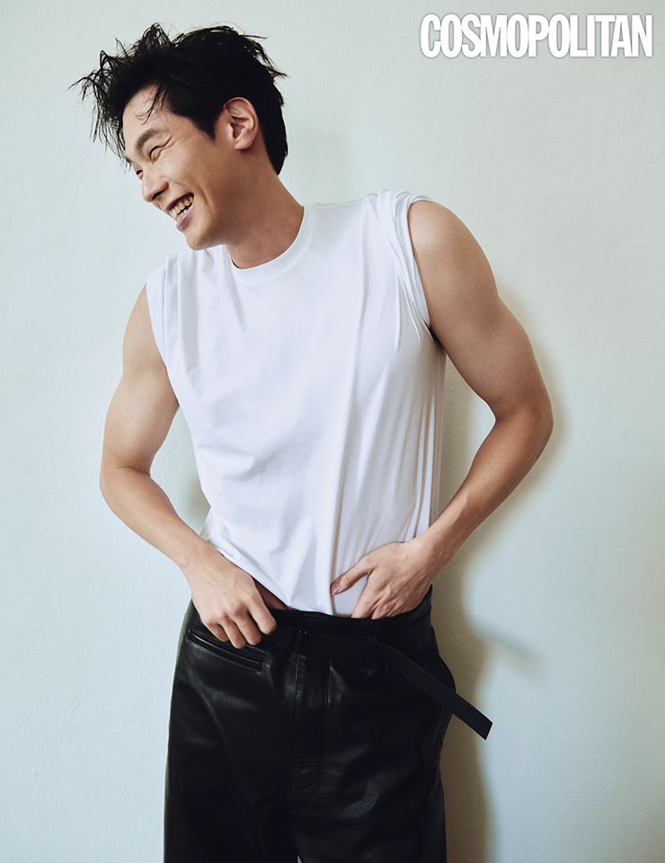 가죽 팬츠 가격미정 르메르. 티셔츠 스타일리스트 소장품.