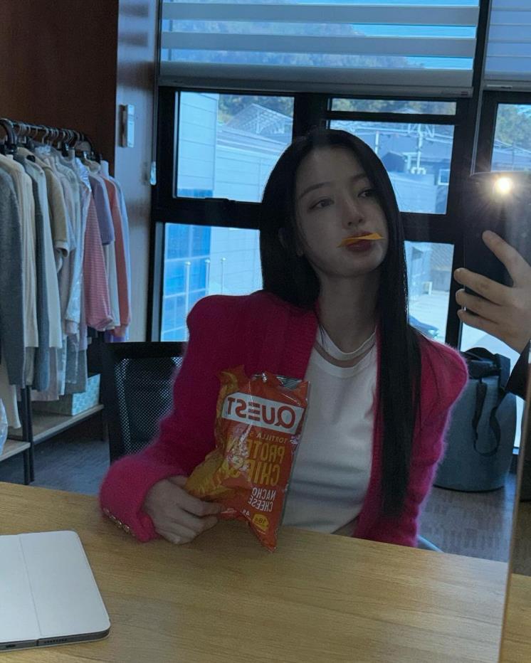 인스타그램 @hayoonsong1202