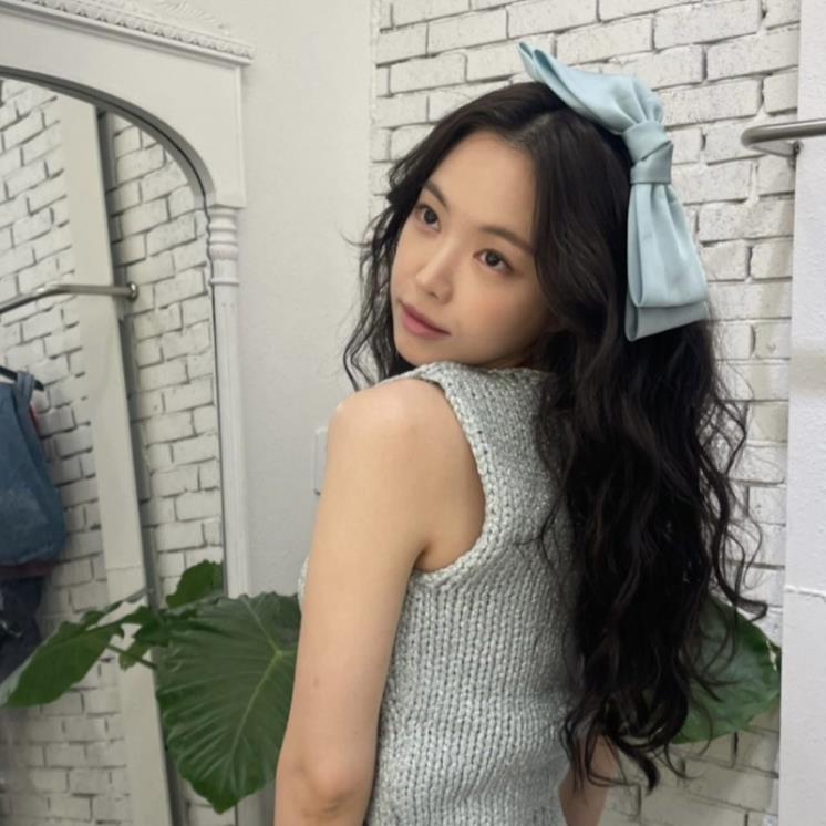 손나은