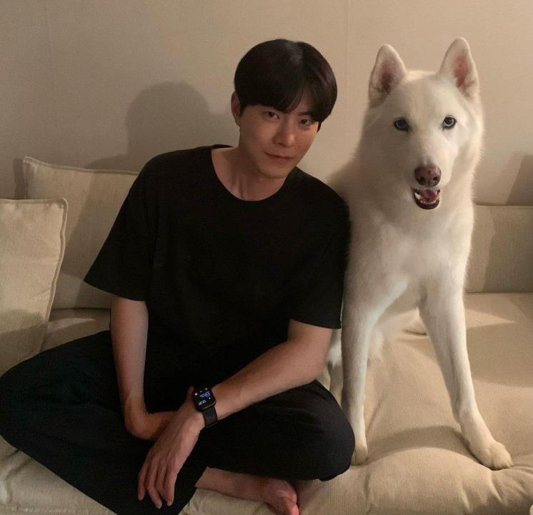 인스타그램 @hjonghyun